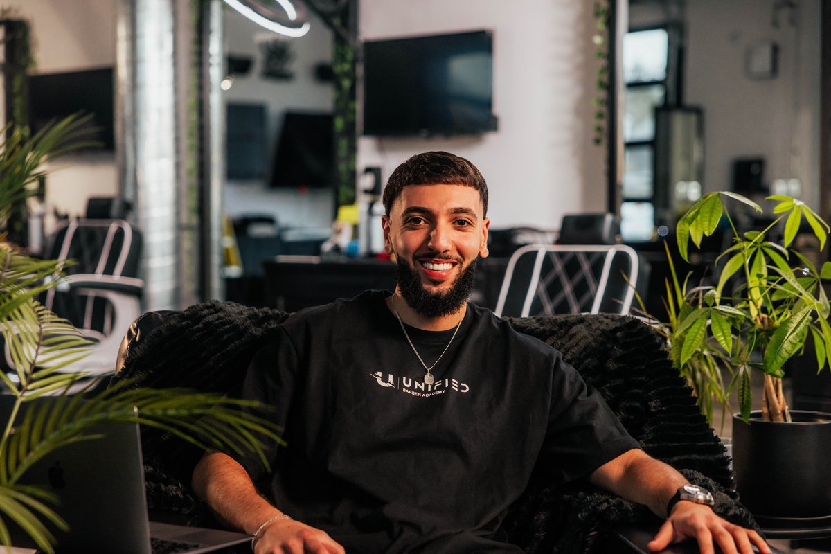 Ray, Co-Founder & Scissor Director